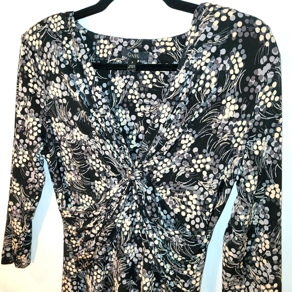 GNW Empire forward Dress with Rouching Size 8 Black Gray Cream Pattern - Picture 4 of 11